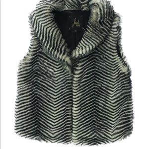 Jack by Bb Dakota zebra faux fur vest